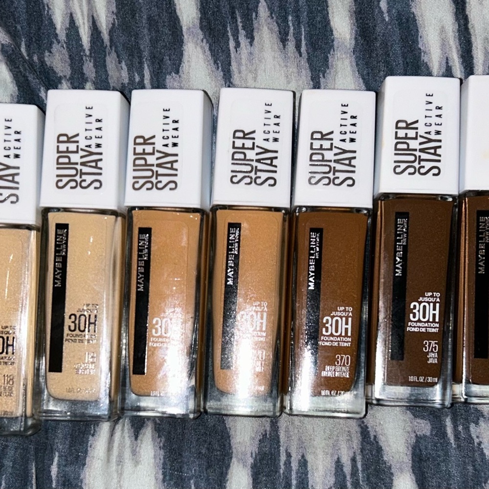 Maybelline Super Stay Full Coverage Liquid Foundation